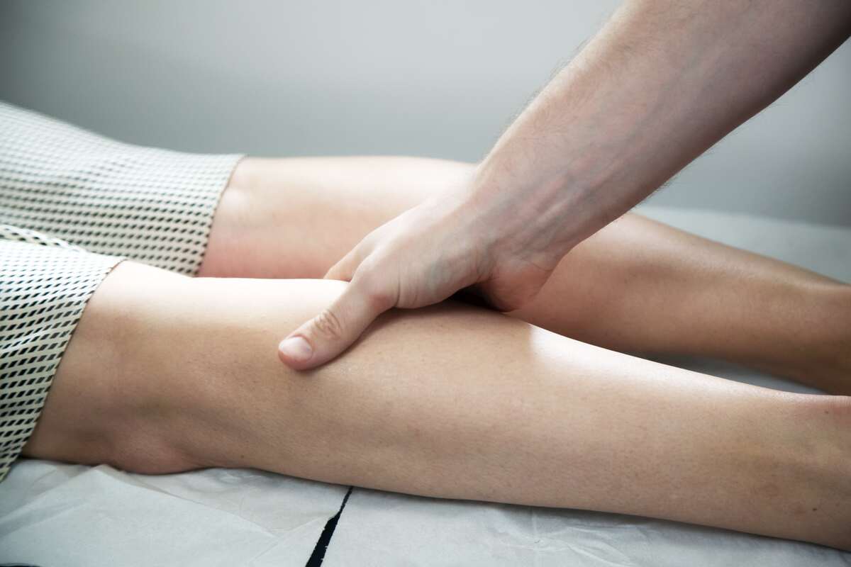 Calf examination at New Victoria Hospital for Pain Medicine