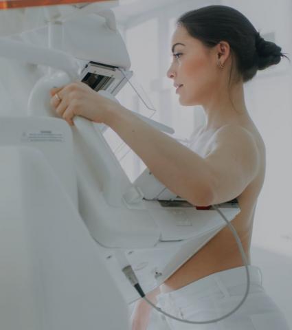Treatments-scans-and-imaging-mammography-868x980px.jpg