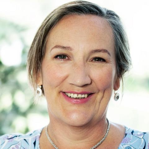 Ruth Oliver